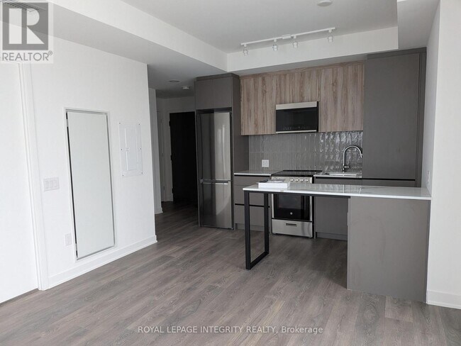 Photo du bâtiment - 10 All Nations Dr