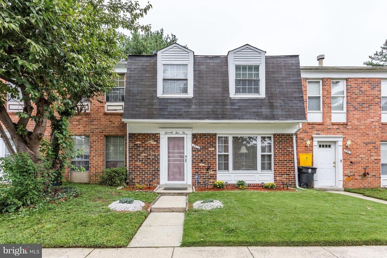 Foto principal - 7510 Courtney Pl