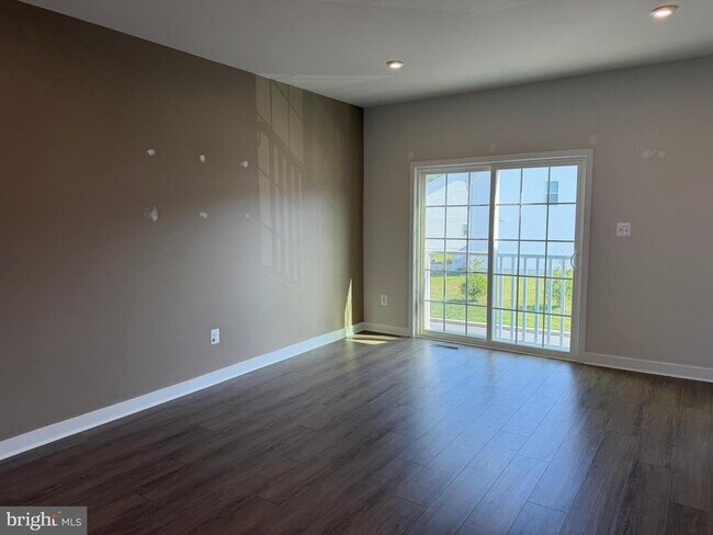 Foto del edificio - 927 Ericcson Ln