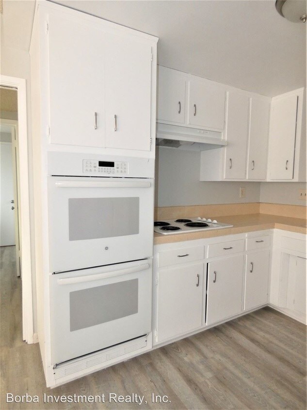 Primary Photo - 3 br, 2 bath House - 1528 W. 212th St.