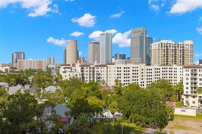 Foto del edificio - 345 Bayshore Blvd