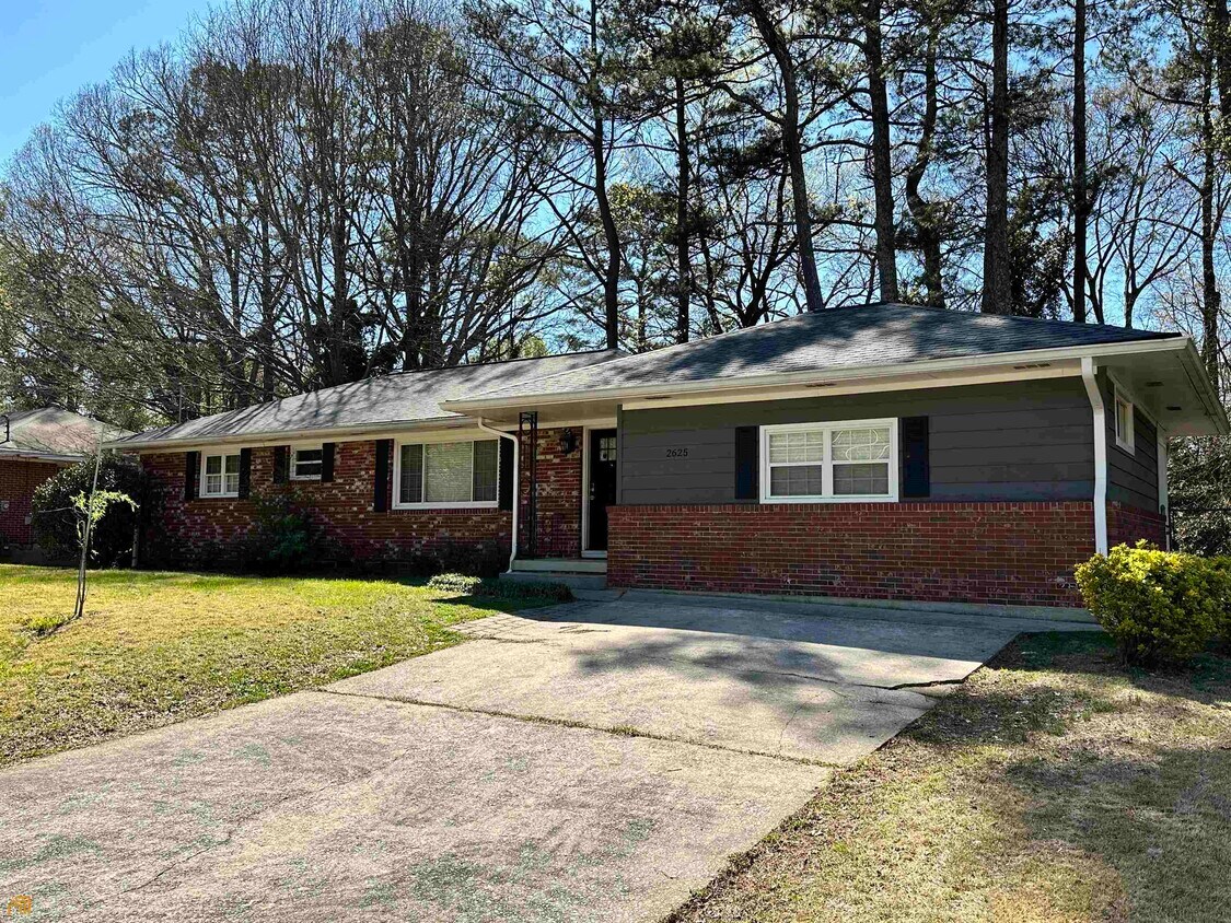 Primary Photo - 2625 Farley St