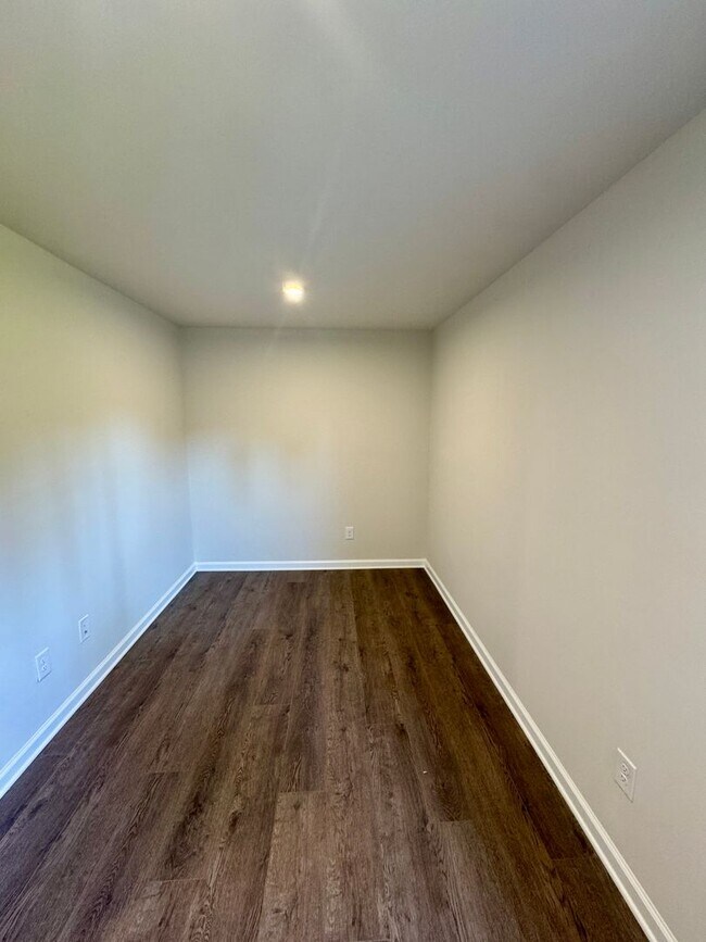 Building Photo - New Construction 3BR/2.5BA Townhouse