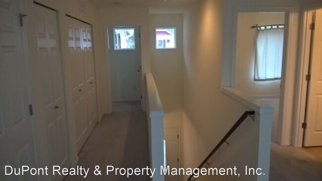 Building Photo - 4 br, 3 bath House - 1163 Swan Loop