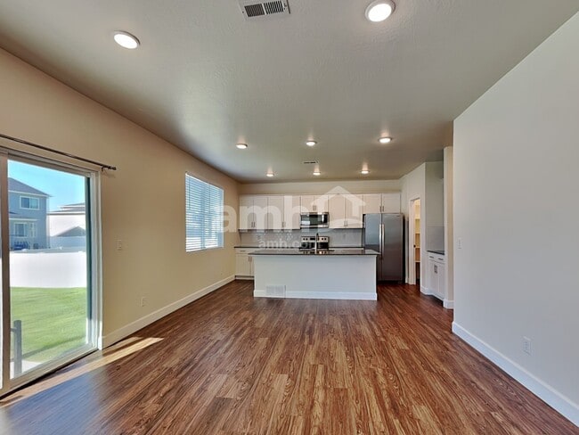 Building Photo - 2665 W 3290 S