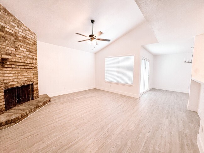 Foto del edificio - 12524 Pebblestone St