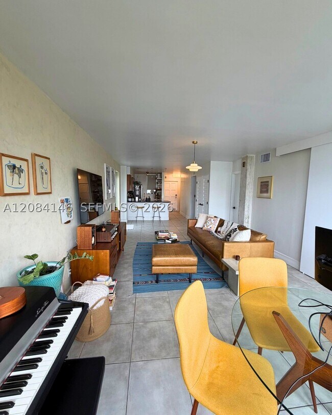 Foto del edificio - 777 NE 62nd St