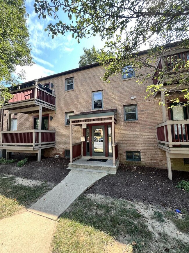 Building Photo - 146 Paladin Dr