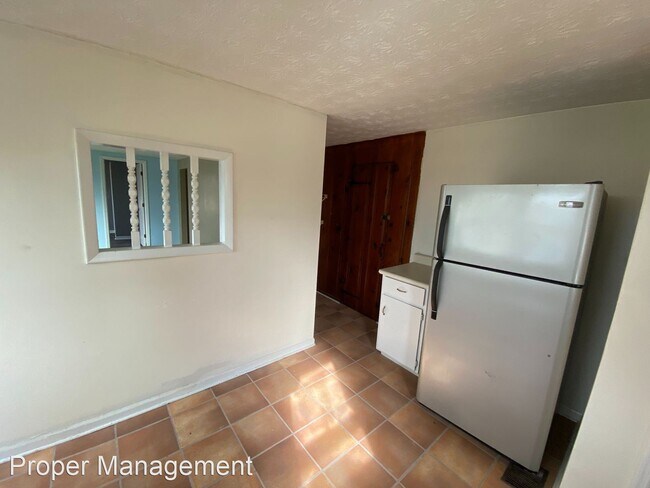 Building Photo - 2 br, 1 bath House - 1625 Willamet