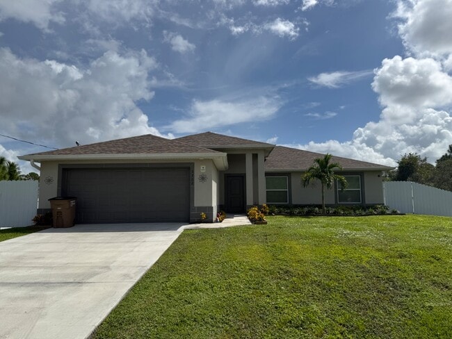 Photo - 3702 Hanna Ave N House