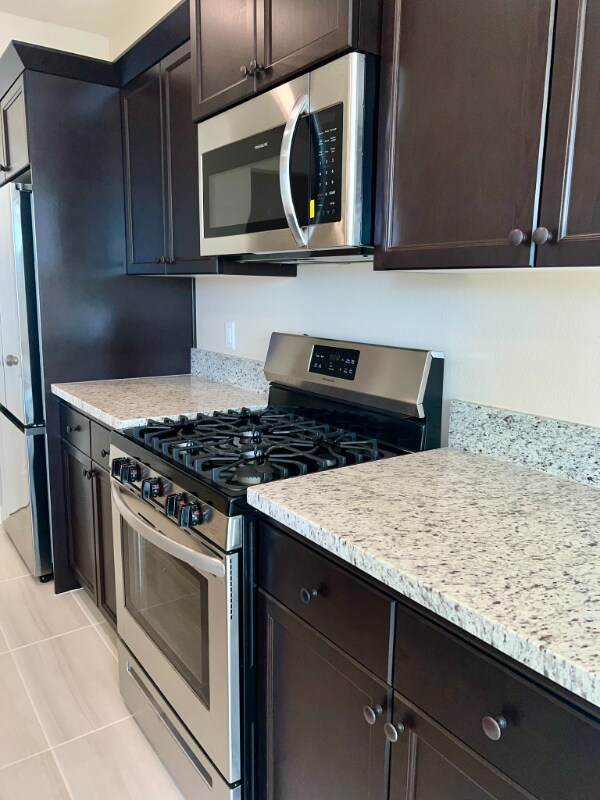 Foto del edificio - 634 Wood Crest Ave