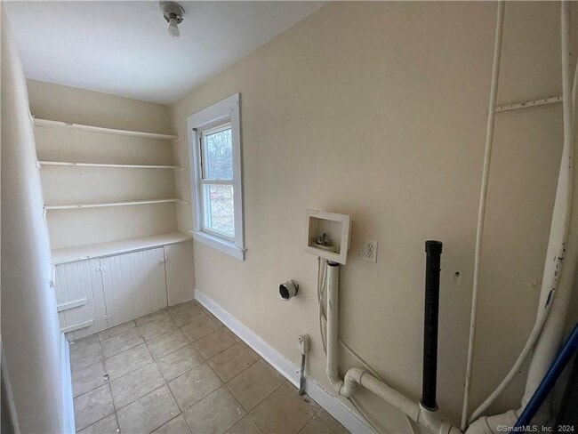 Building Photo - 96 Gridley St