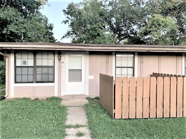 Primary Photo - 1830 Adams Ln