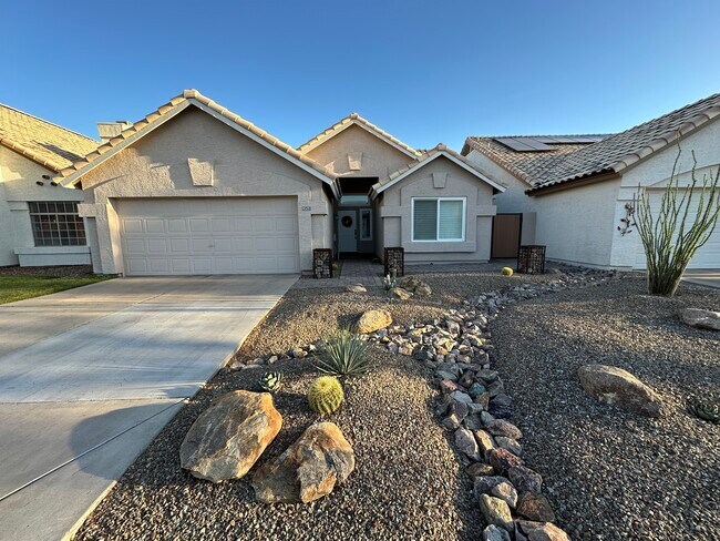 Building Photo - 3150 W Baylor Ln