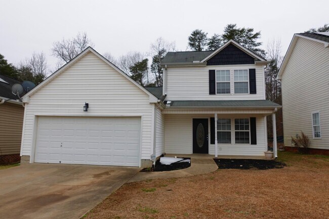 Building Photo - 131 Cosmos Ln