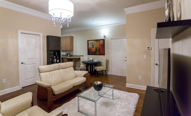 Foto del edificio - 140 Alden Ave NW
