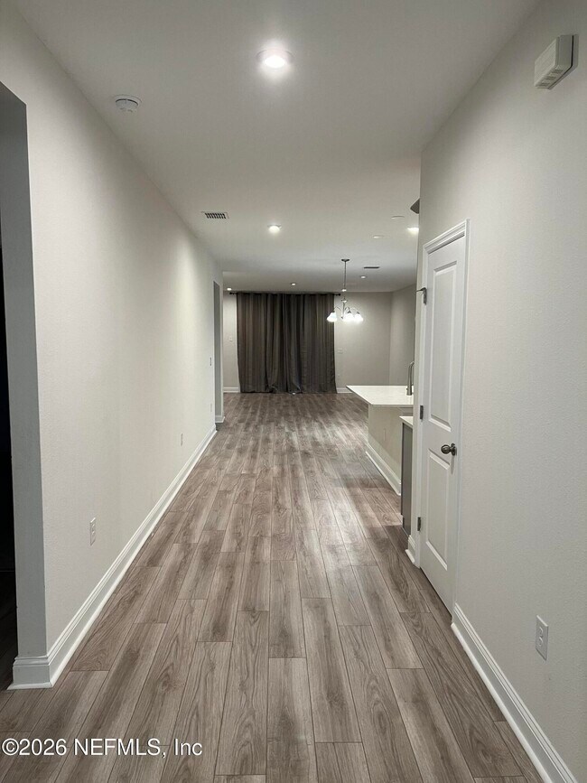 Foto del edificio - 504 Blue Daze St