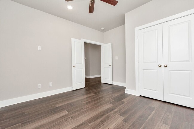 Foto del edificio - Welcome to the Drake – Where Comfort Meets Elevated Living