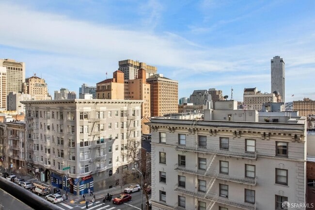 Foto del edificio - 900 Bush St