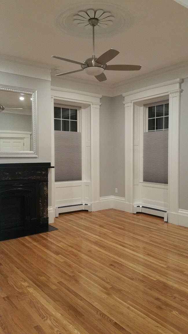 Building Photo - 66 Hampshire St