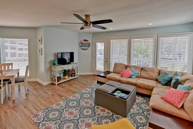 Foto del edificio - 200 Padre Blvd