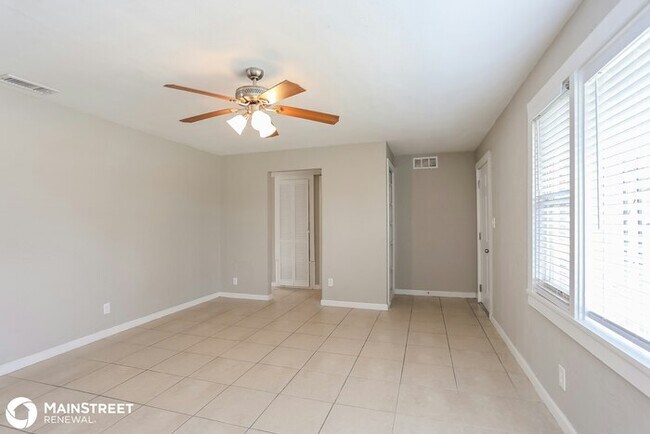 Foto del edificio - 633 44th St S