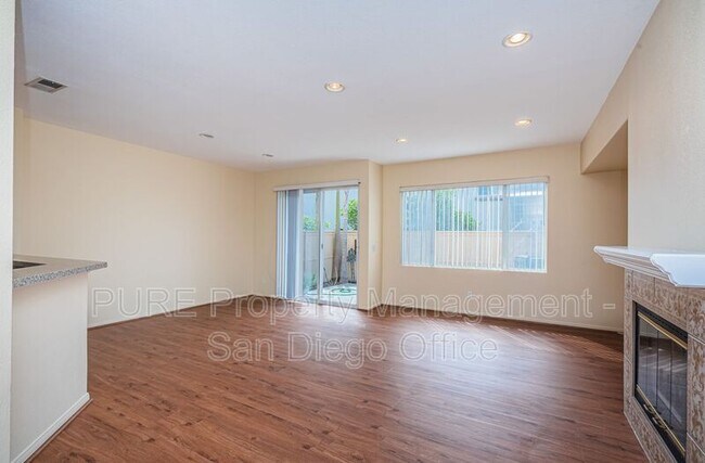 Building Photo - 10910 Ivy Hill Dr