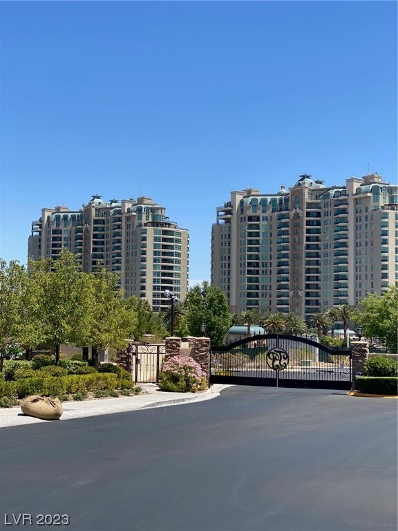 Foto del edificio - 364 Hanbury Manor Ln