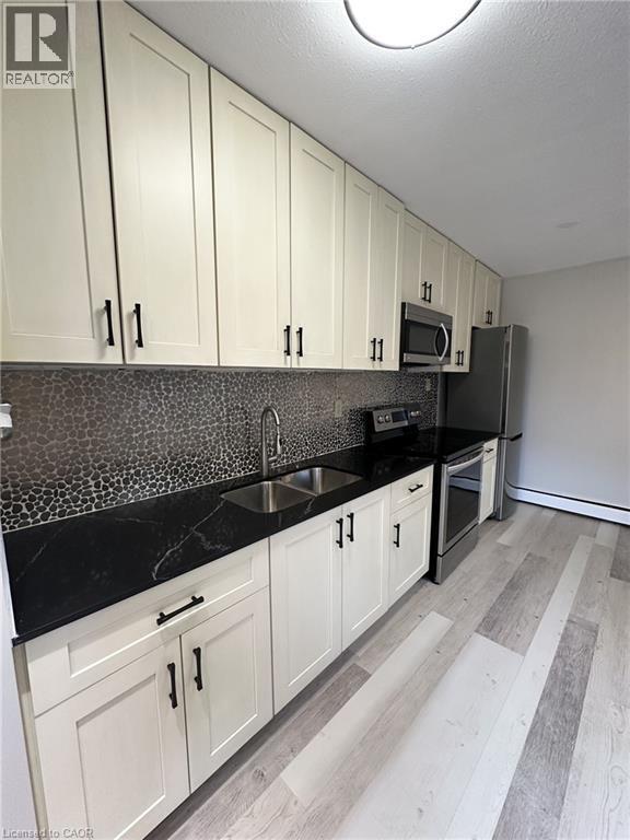 Photo du bâtiment - 50 Hilda Ave