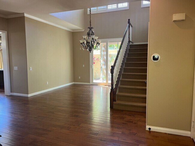 Foto del edificio - Single Family Home in Spanish Hills