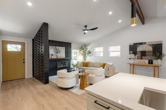 Foto del edificio - 3320 High Lark Dr