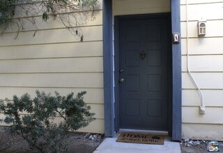 Building Photo - 1736 W Olive Ave