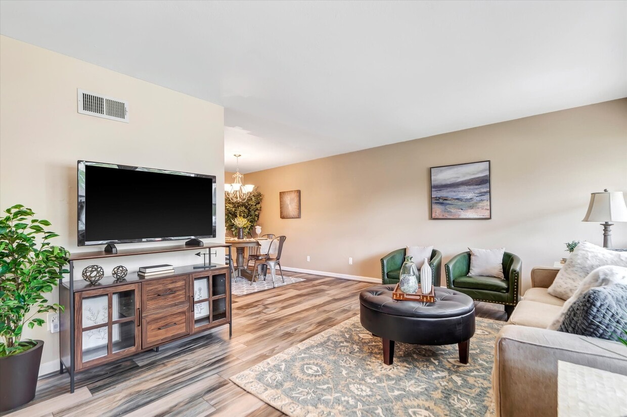 Primary Photo - 6309 Sheppard Dr
