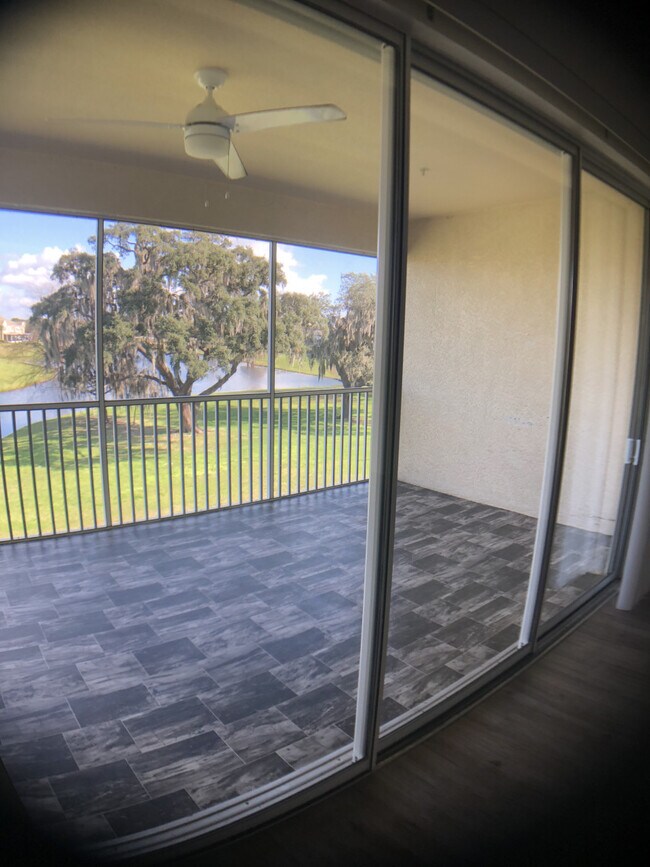 Building Photo - Brighton Condo (First108)