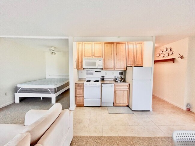 Foto del edificio - Convenient, beautiful, fully furnished and...
