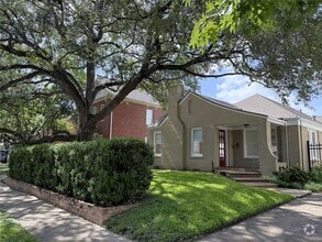 Building Photo - 2312 Quenby St