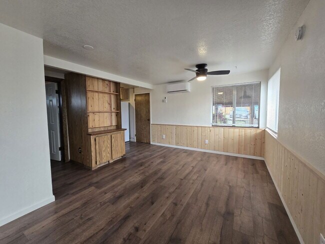 Foto del edificio - 69 Rose Ave