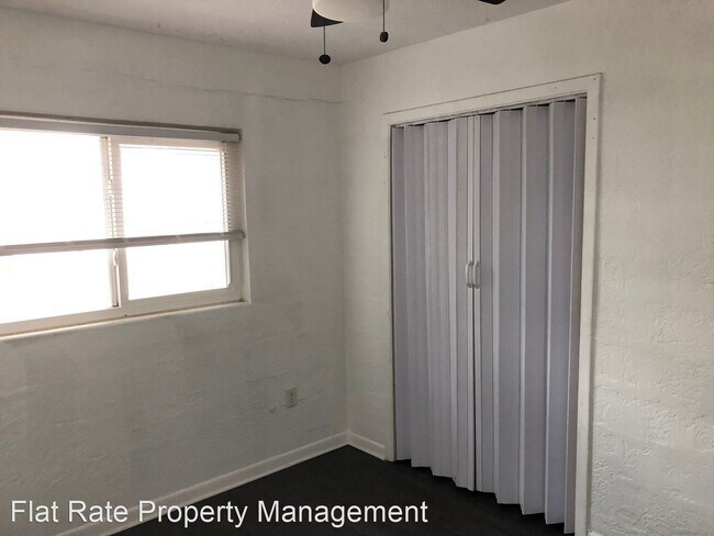 Building Photo - 2 br, 1 bath House - 2016 SW 6th Street