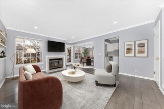 Building Photo - 10717 Hampton Mill Terrace