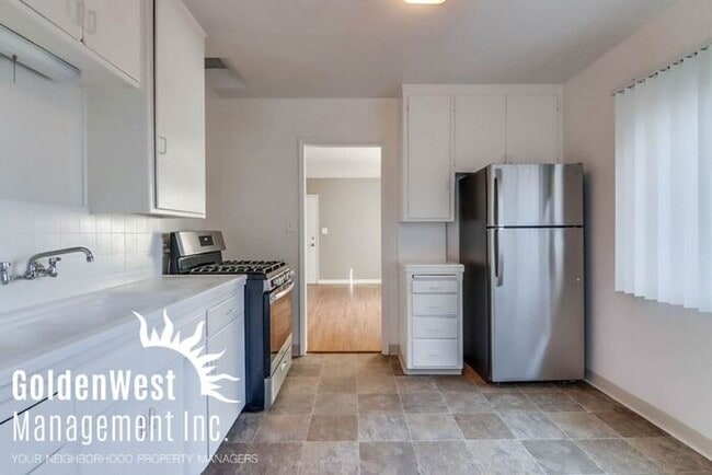 Foto del edificio - Charming 2Bd 1Ba Duplex in Pacific Beach