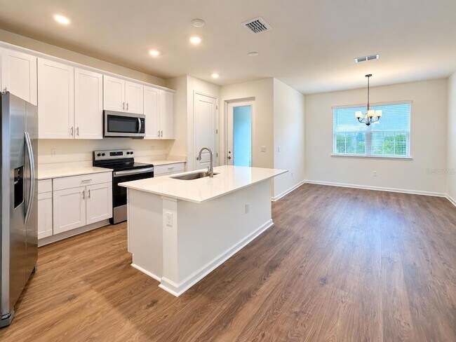 Foto del edificio - 17736 Porter Rd