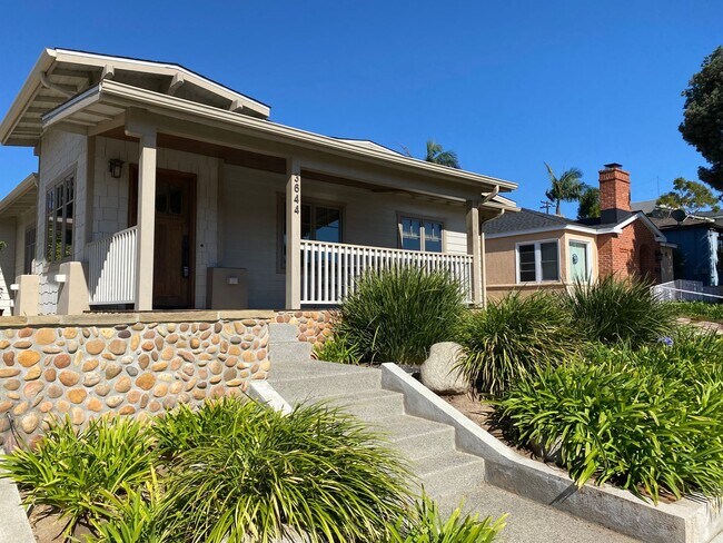 Foto del edificio - FULLY FURNISHED Point Loma Home! AC! All U...