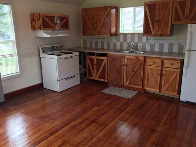 Foto del edificio - STATUS: AVAILABLE | R118H |