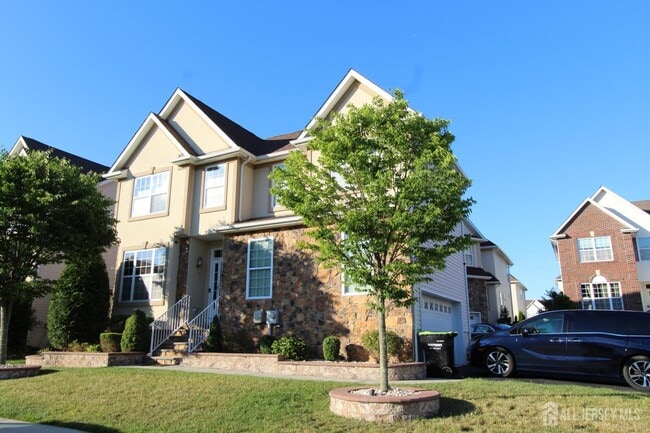 Building Photo - 404 Morning Glory Dr