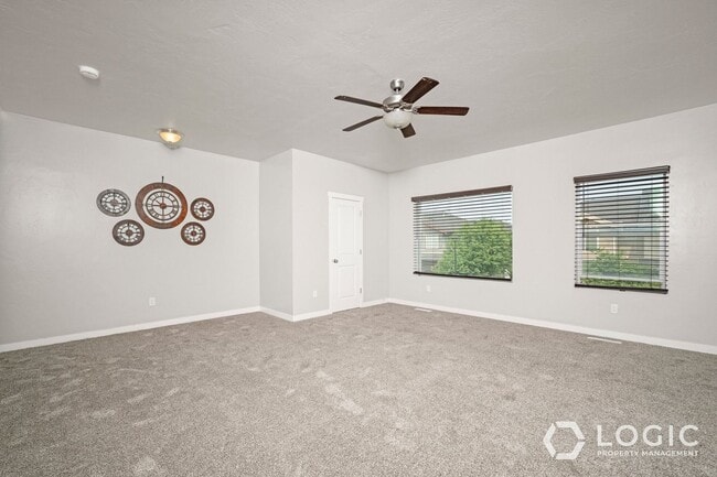 Building Photo - 1733 W 10 S