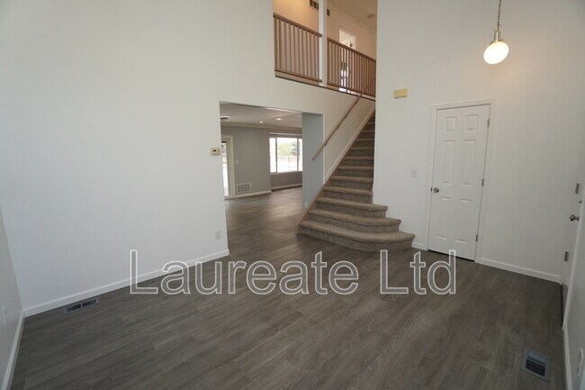 Foto del edificio - 10182 Woodrose Ct