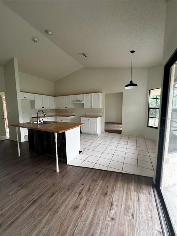 Foto del edificio - 2378 Comerwood Dr