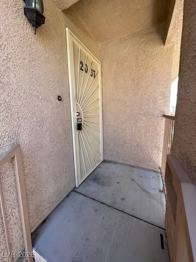 Foto del edificio - 2110 Los Feliz St