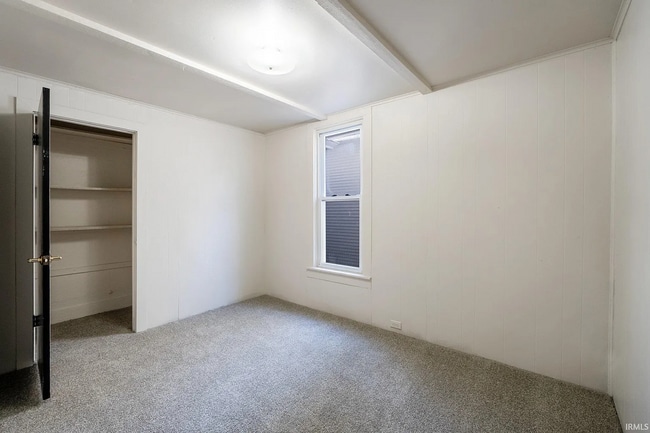 Foto del edificio - 3 bedroom available for immediate move i!