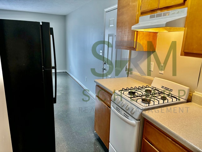 Building Photo - First floor 1 bedroom in West Louisville! Section 8 Accepted